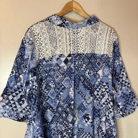 Catherines Blue Button Up Top Geometric Lace Back 3/4 Sleeve Shirt 3XW P… - Picture 6 of 7